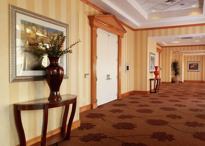Hilton Garden Inn Atlanta Airport/Millenium Center College Park